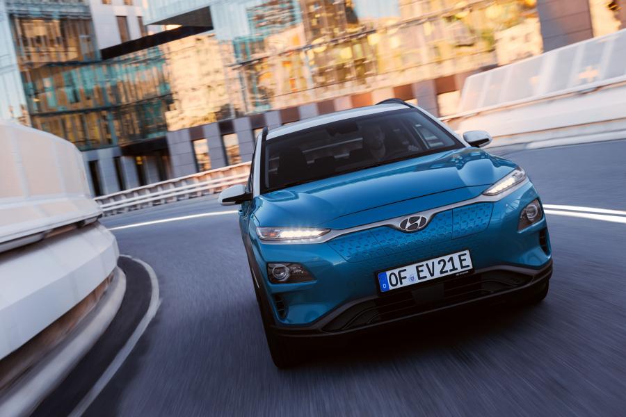  Hyundai Kona Electric 2018 года  (WW) (фото 26 из 48)